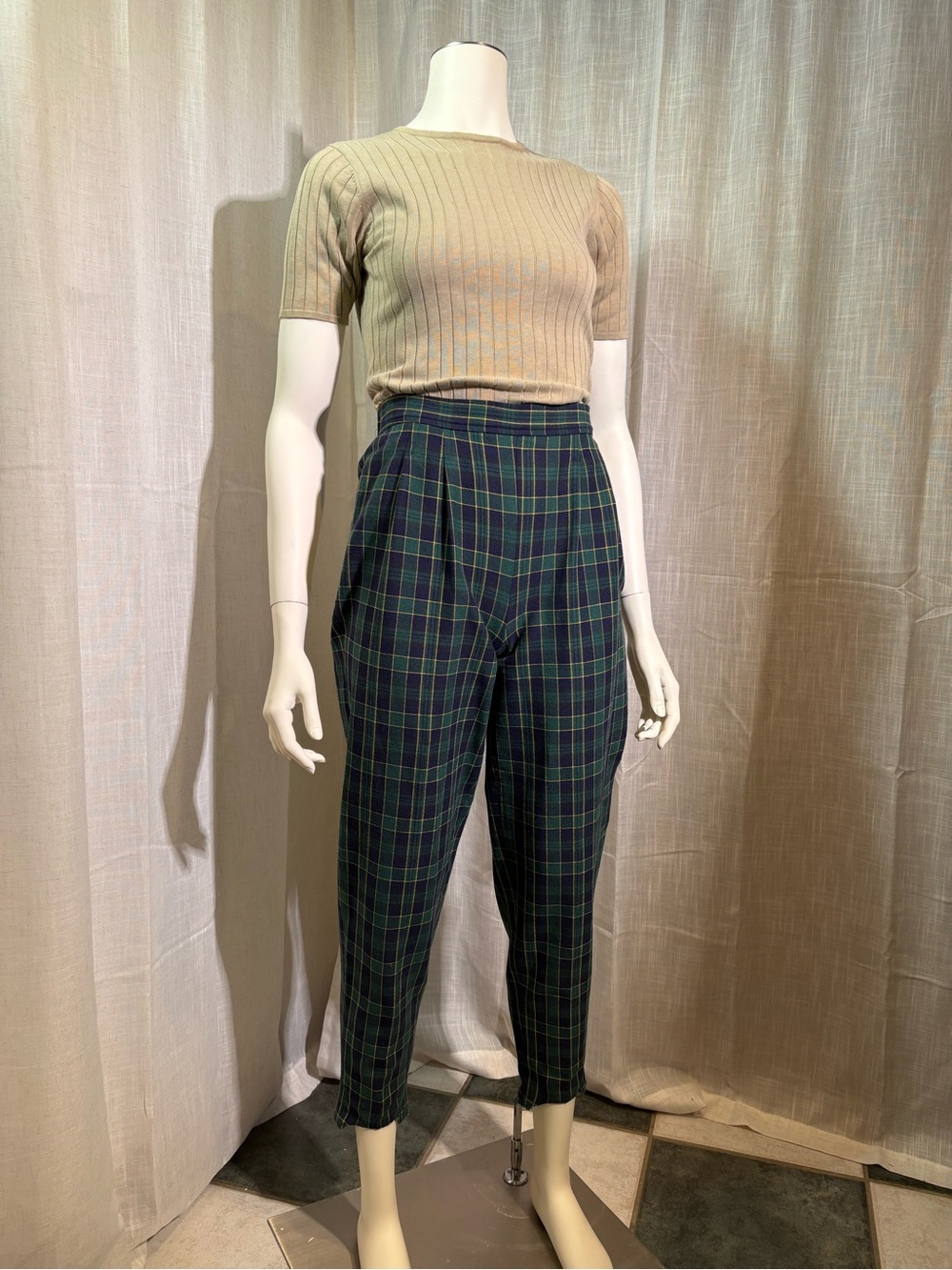 Counterparts Green Plaid High-Rise Cropped Trousers